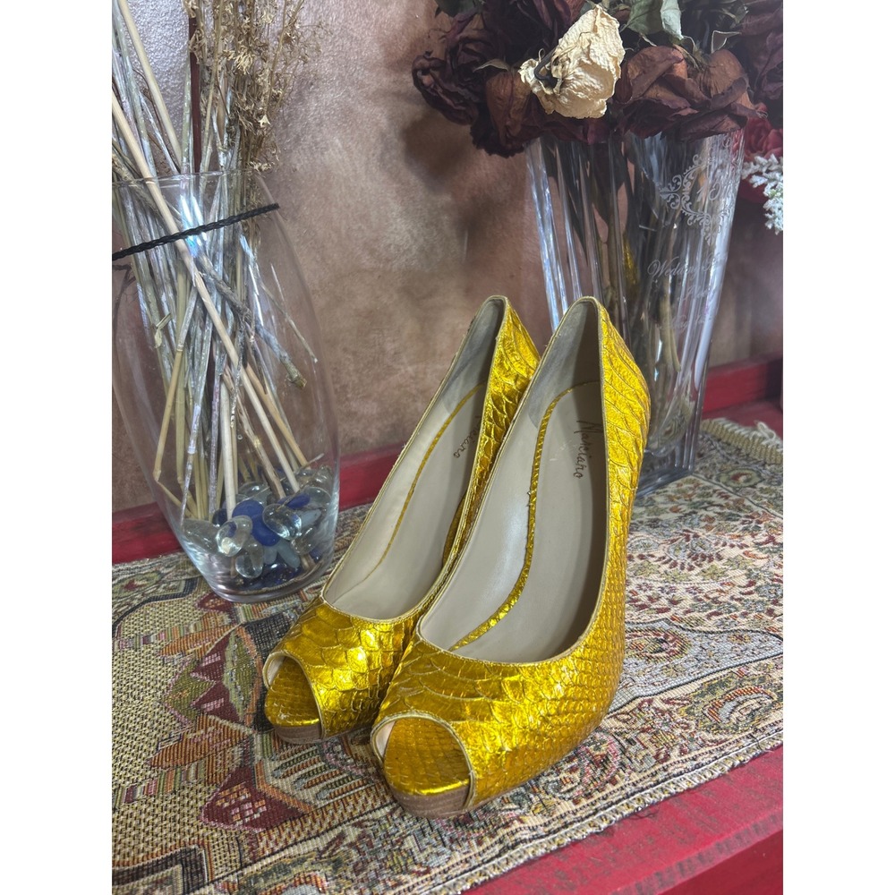 Mariana Peep Toe Heels Goldfish Gold Snake Stiletto Pumps Women's Size 9